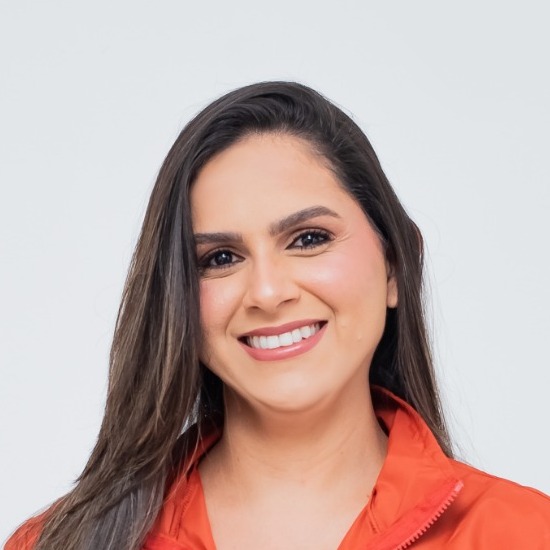 Dra. Camila Gomes